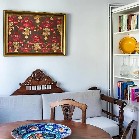 Maria's House * سكوبيلوس تاون